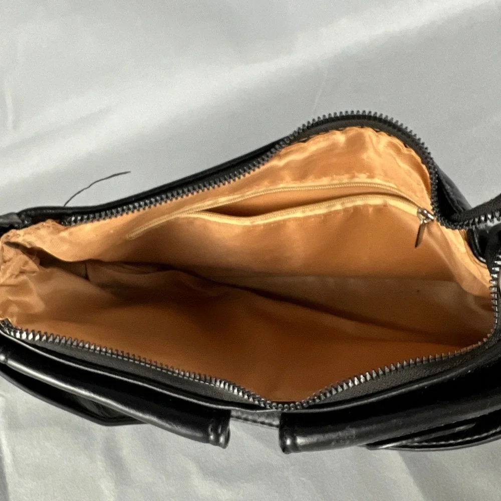 Womens Handbag Black Leather Lined Double Pockets Baguette Shoulder Bag Fashion
